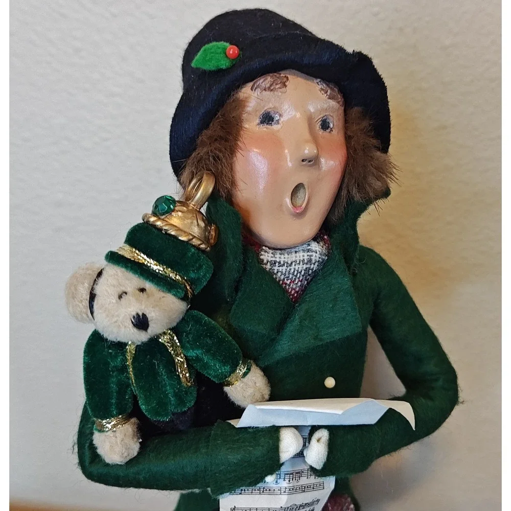 Byers Choice The Carolers 1997 Man with Teddy Bear Green Coat Figurine 13.5